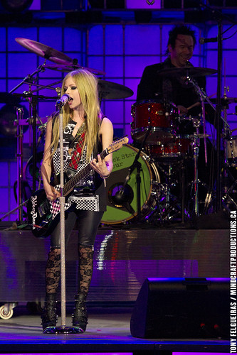Avril Lavigne Avril Lavigne performing at the MMVA Much Music Video Awards, 19 June 2011.