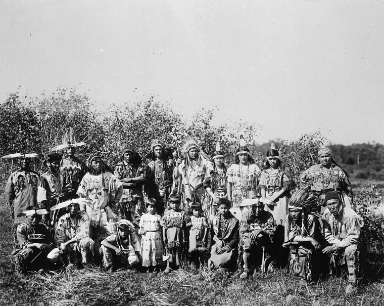 <p>The <em>Hiawatha Play </em>Cast</p> <p>The <em>Hiawatha Play </em>Cast</p>