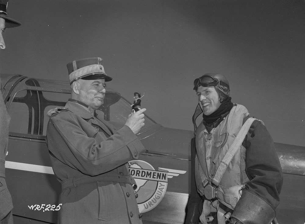 Norwegian Instructor and Officer