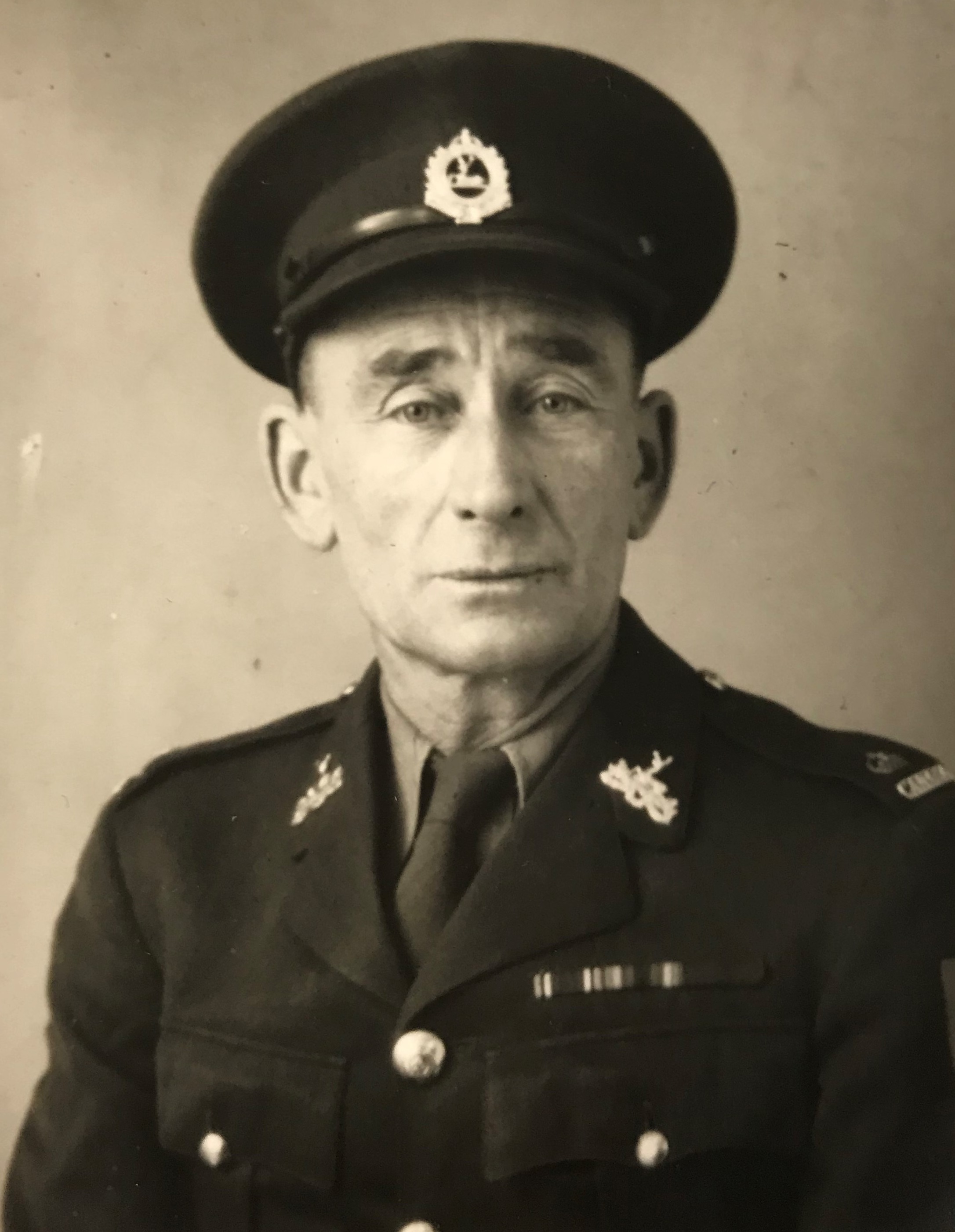 Archie MacNaughton