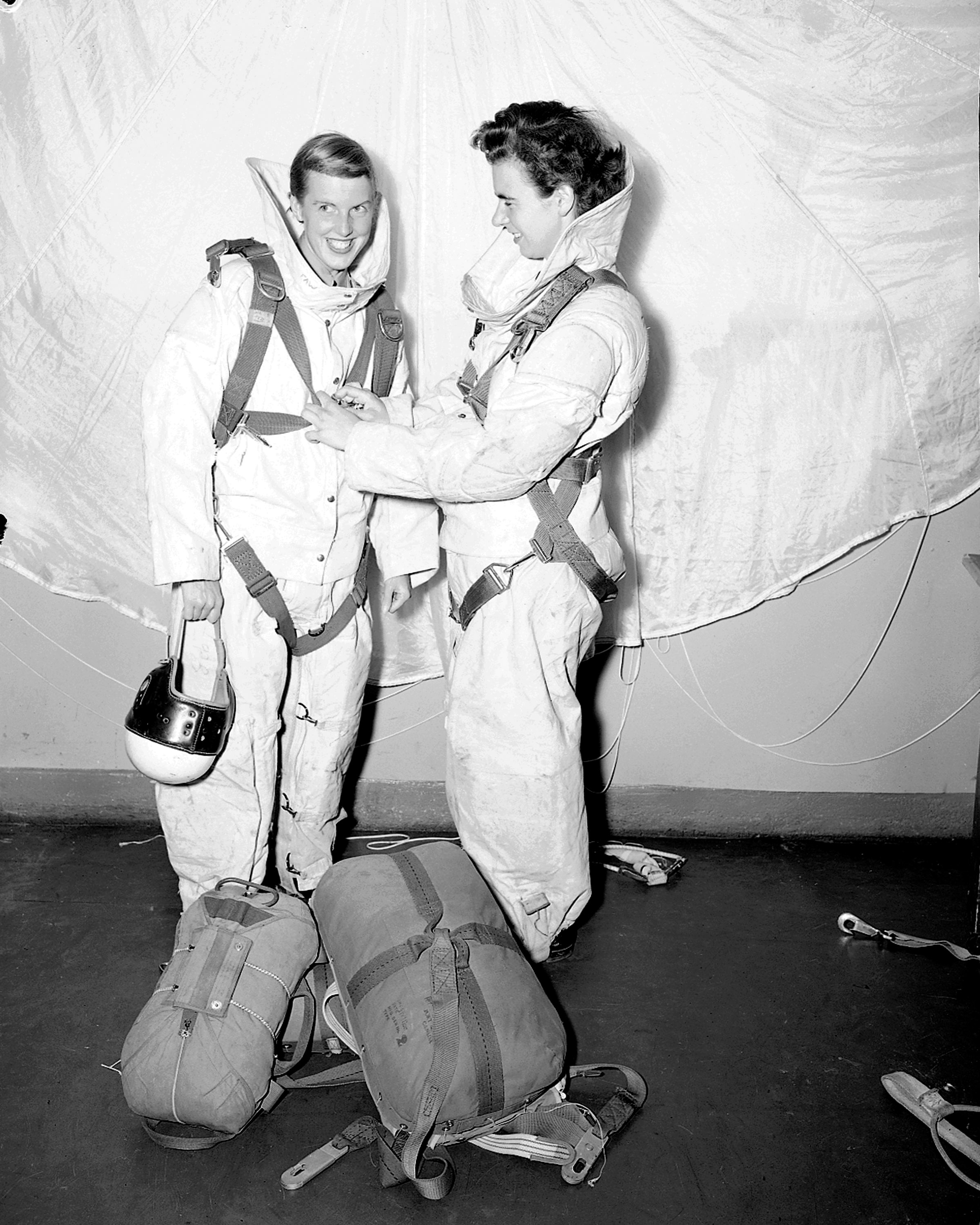 Flying Officers MacDonald and Peden