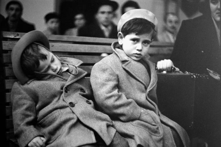Black and white photo of two children