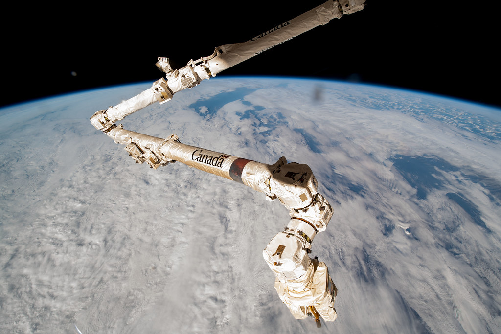 Canadarm2