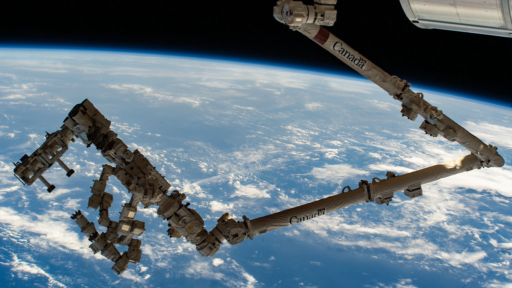 Le Canadarm2 et Dextre