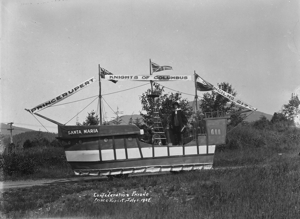 Knights of Columbus float during the Confederation Parade, 1927 Knights of Columbus float during the Confederation Parade, 1927