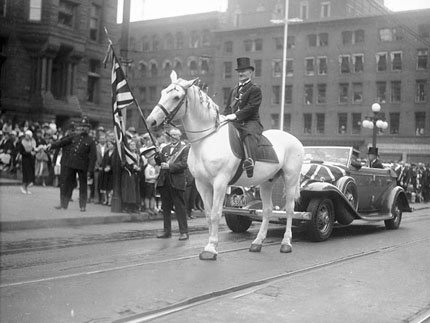 Défilé de l'ordre d'Orange, vers 1932