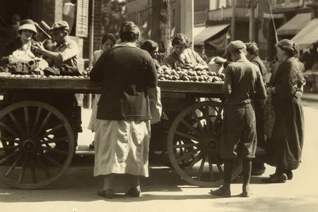 Le marché Kensington vers 1924