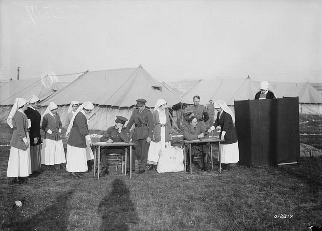 Les infirmières militaires du Canada, 1917