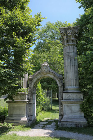 Bank of Toronto Arch