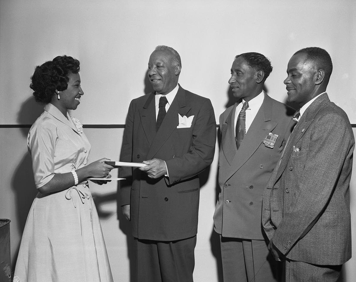 Railway Porters Presentation to Violet King