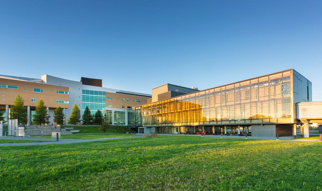 Université du Québec en Abitibi-Témiscamingue Université du Québec en Abitibi-Témiscamingue