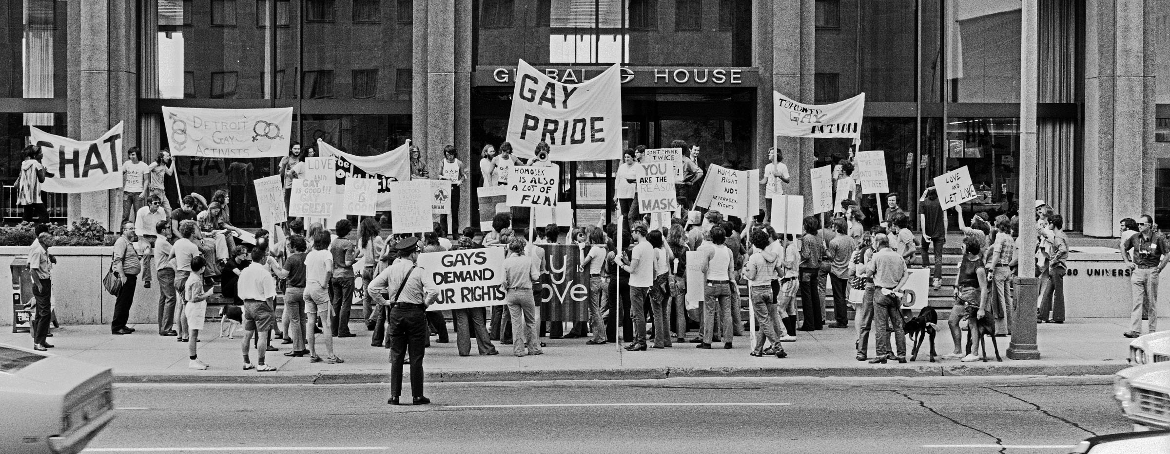 Marche de la Fiertésur l‘avenue University, à Toronto en 1972.