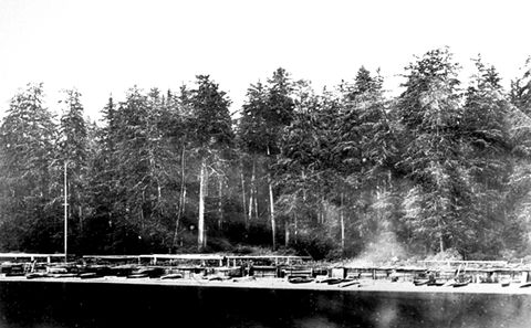 Nuu-Chah-Nulth, village