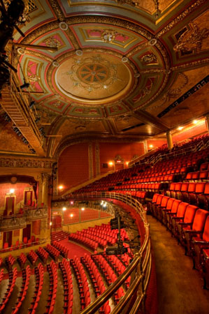 Centre des salles de théâtre Elgin et Winter Garden