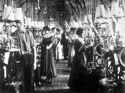 Usine de textile, ouvriers dans une (1908)