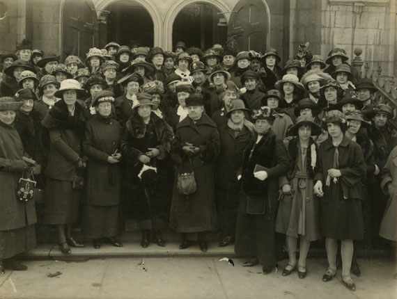 Members of the Fédération nationale Saint-Jean-Baptiste