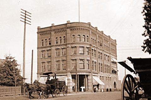 HBC Vancouver, 1898